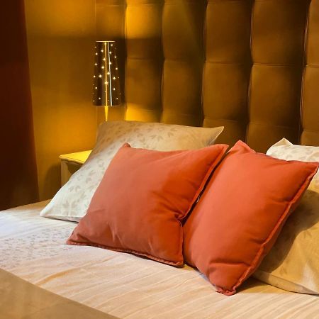 Les 3 Rois By Yy Hotell Villers-Bocage  Eksteriør bilde