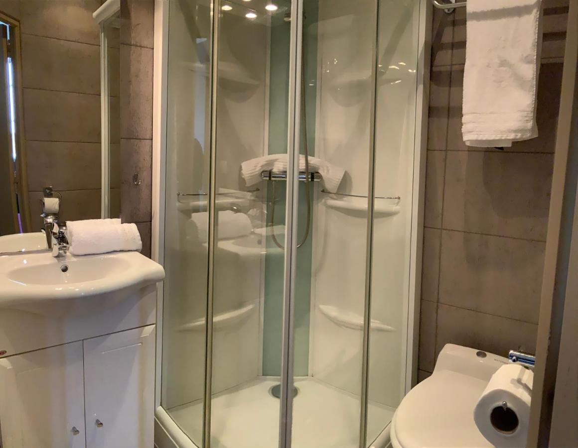 Les 3 Rois By Yy Hotell Villers-Bocage  Eksteriør bilde