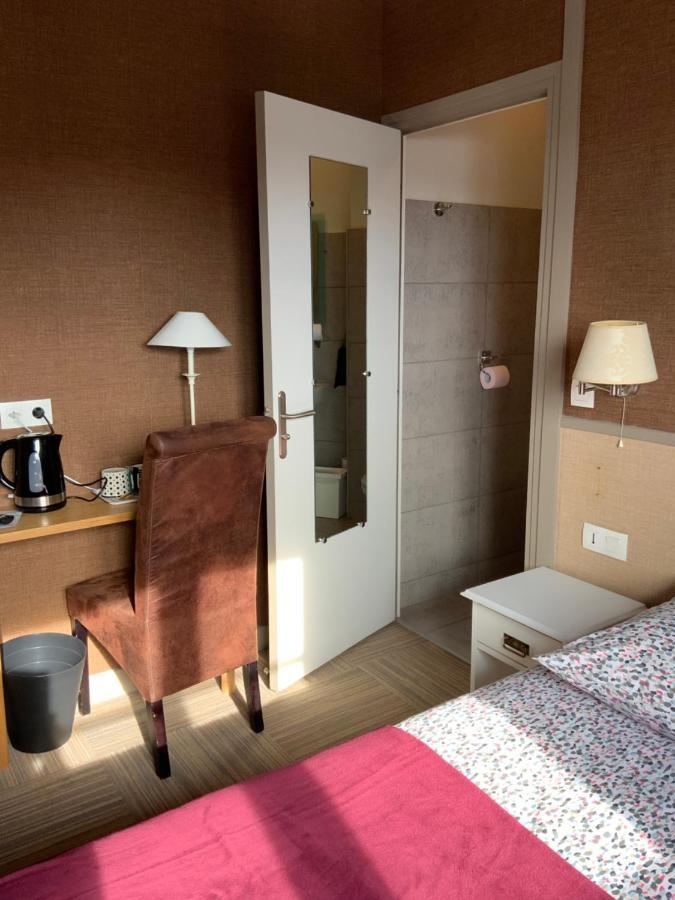 Les 3 Rois By Yy Hotell Villers-Bocage  Eksteriør bilde