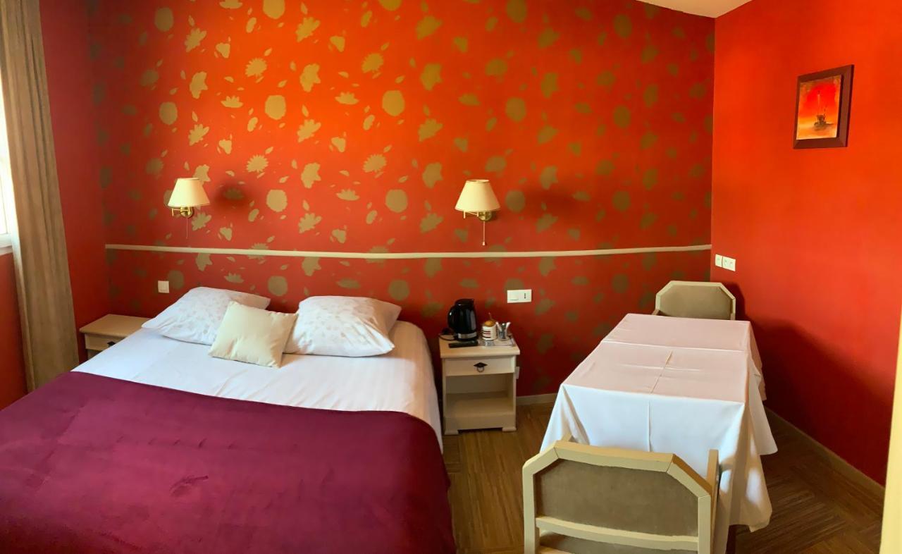Les 3 Rois By Yy Hotell Villers-Bocage  Eksteriør bilde