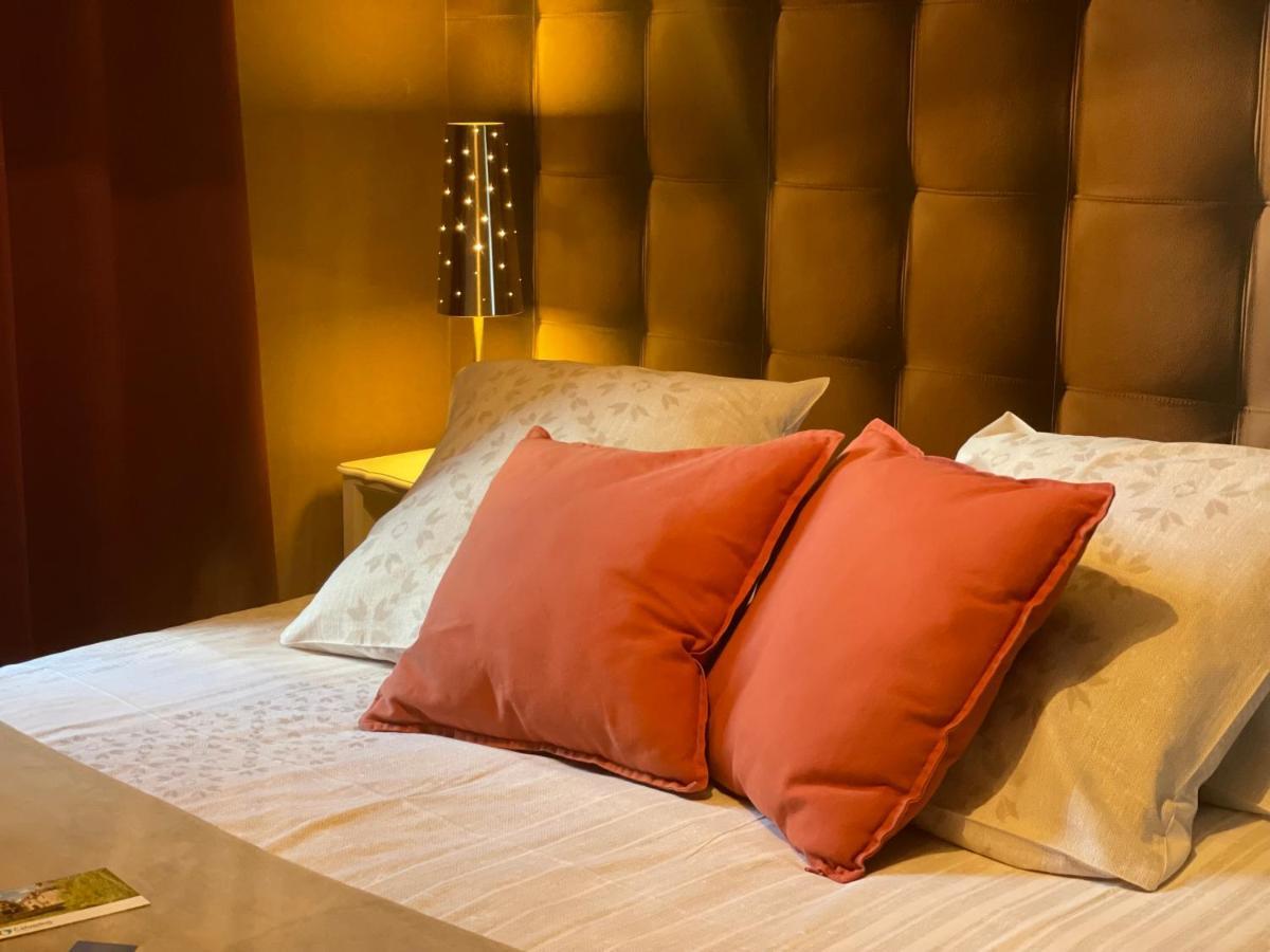 Les 3 Rois By Yy Hotell Villers-Bocage  Eksteriør bilde