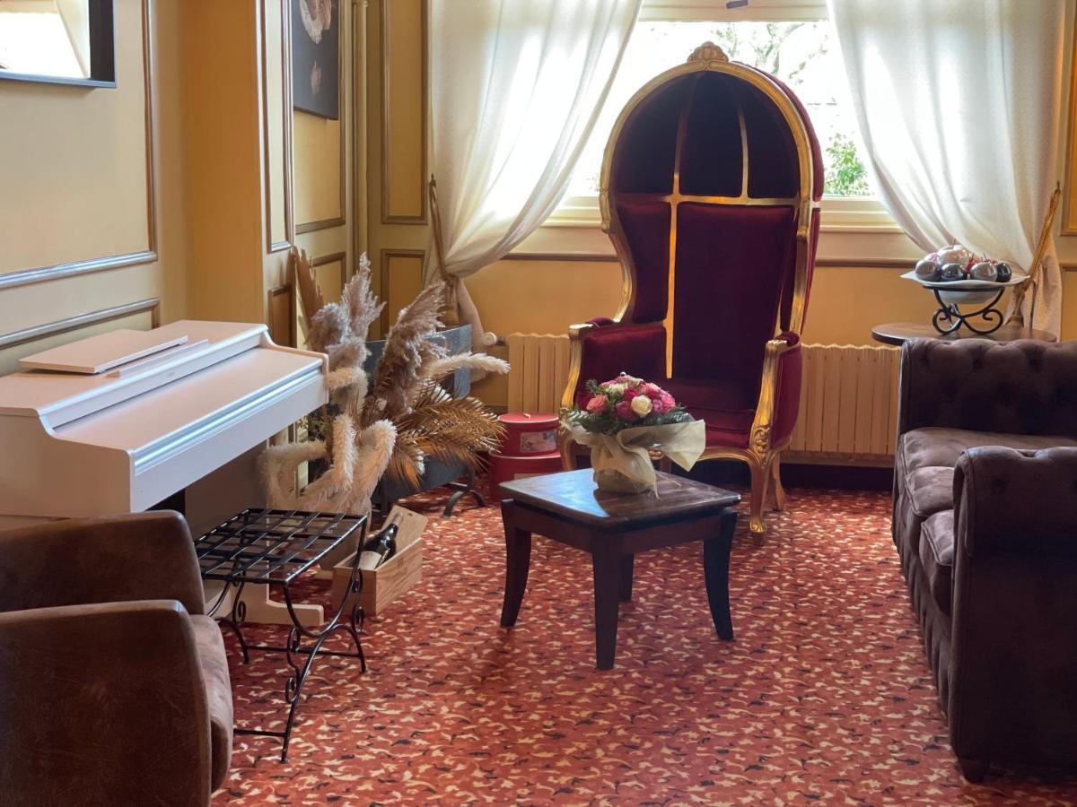Les 3 Rois By Yy Hotell Villers-Bocage  Eksteriør bilde